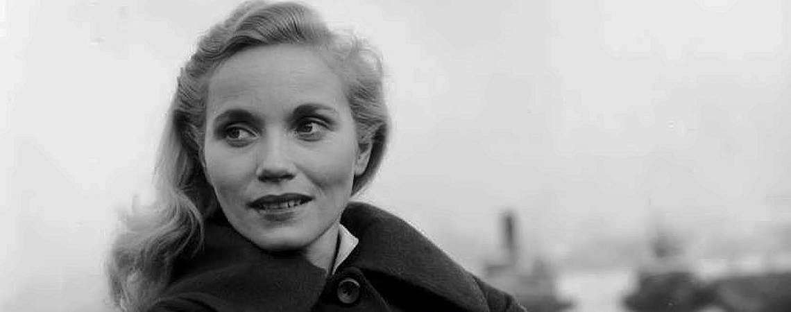 Eva Marie Saint On The Waterfront "On the Waterfront" (1954) | IndustryCentral