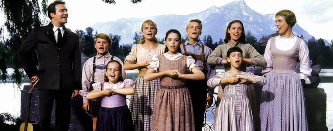 Julie Andrews, Christopher Plummer, Charmian Carr, Angela Cartwright, Duane Chase, Nicholas Hammond, Kym Karath, Heather Menzies-Urich, Debbie Turner | "The Sound of Music" (1965)