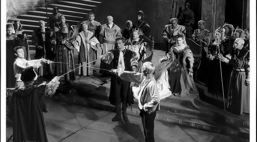 Laurence Olivier, Eileen Herlie, Terence Morgan, Basil Sydney, Norman Woodland | "Hamlet" (1948) *