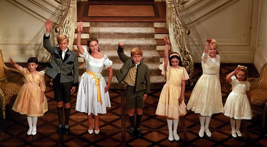 Charmian Carr, Angela Cartwright, Duane Chase, Nicholas Hammond, Kym Karath, Heather Menzies-Urich, Debbie Turner | "The Sound of Music" (1965) *